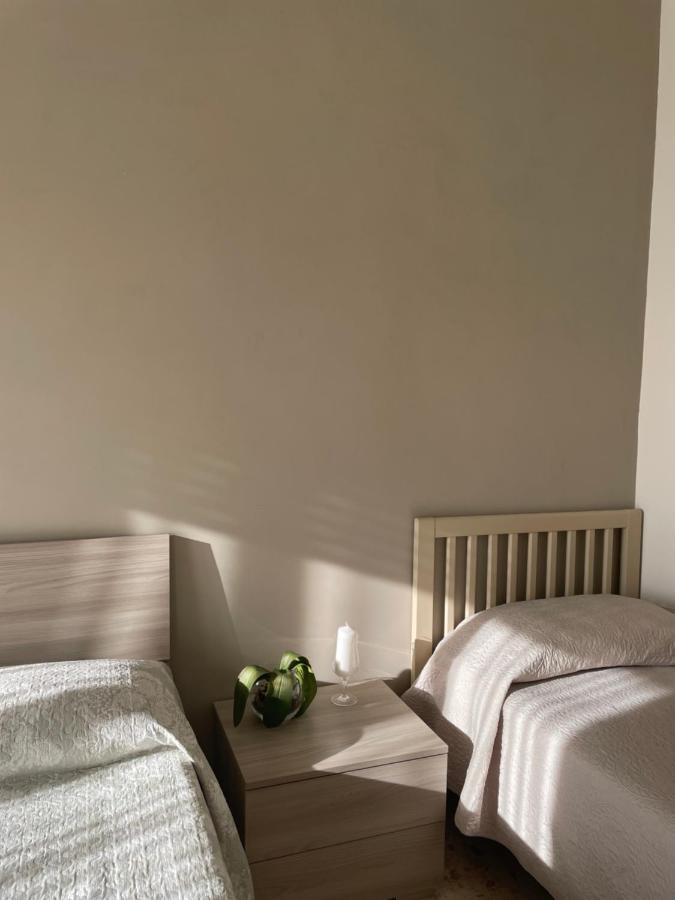 Bed and Breakfast Sweet Emma à Caserte Extérieur photo